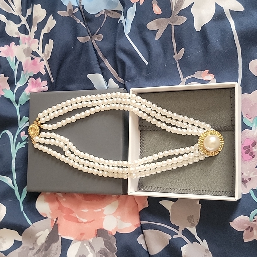 Women jewelry